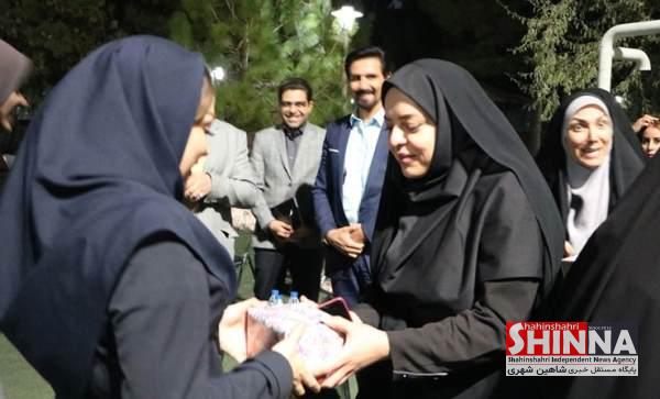 گردهمایی مربیان آموزشی مجموعه‌های فرهنگی و ورزشی شهرداری شاهین شهر با مدیران شهری