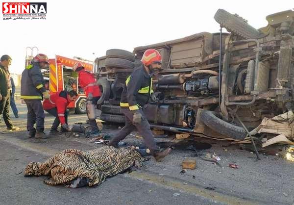 تصادف مرگبار مینی بوس دانشجویان شاهین شهری دانشگاه آزاد خمینی شهر